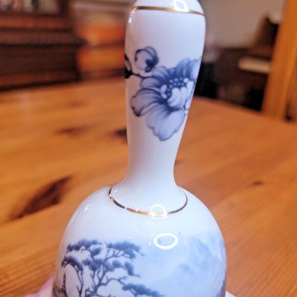 Newhall Staffordshire Fine Bone China Bell w Clapper Nice Ring Tone England - Picture 6 of 15